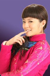 杨芬（安以轩饰演）