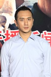 连城（黄觉饰演）