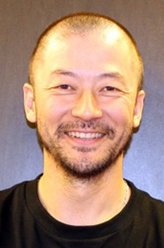 浅野忠信（浅野忠信饰演）