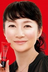 千惠子（余贵美子饰演）