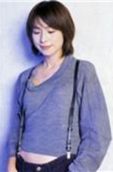 宇田桐子（西田尚美饰演）