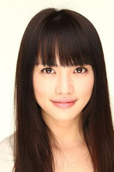 臼田麻美（臼田麻美饰演）