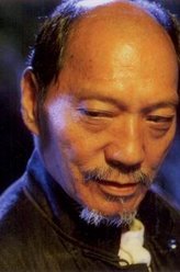 Lui Ching（袁祥仁饰演）