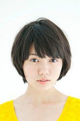 小早川理香（二阶堂富美饰演）